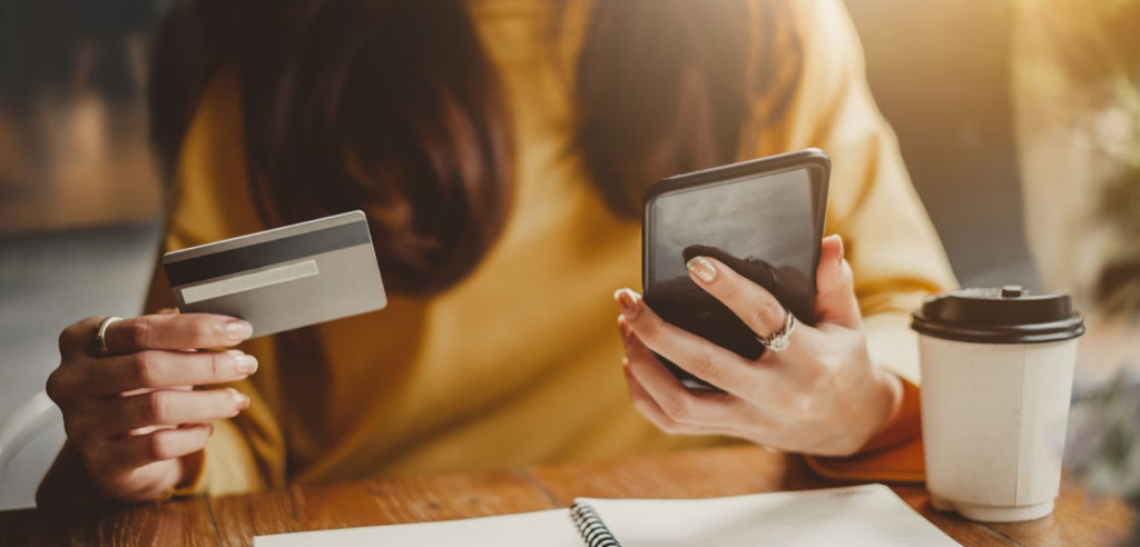 Is Selling Clothes Online Profitable and the ‘Right’ Business for You?